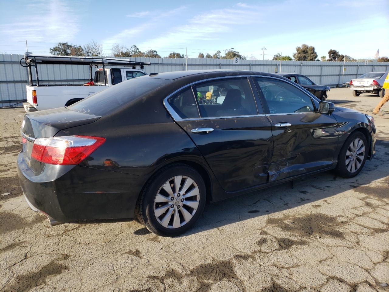 2015 HONDA ACCORD EXL - Image 3