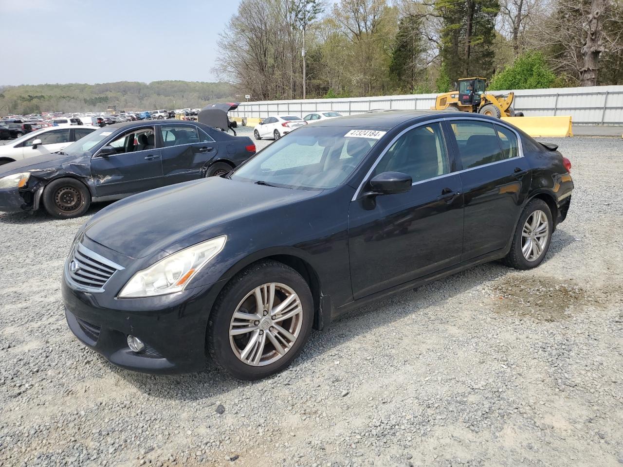 2013 INFINITI G37 BASE car image