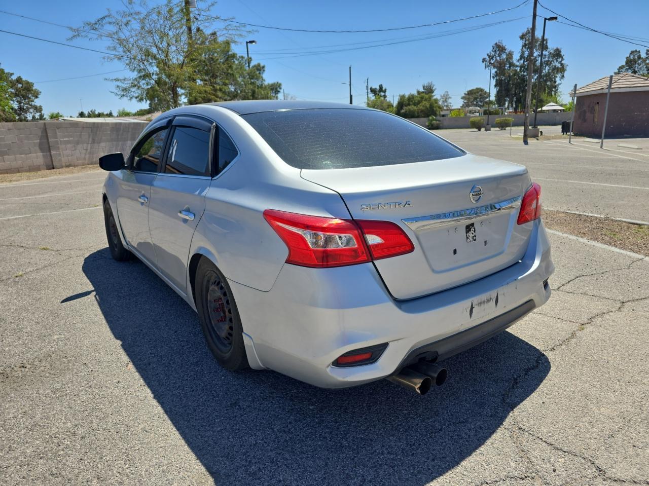 2016 NISSAN SENTRA S - Фото 3