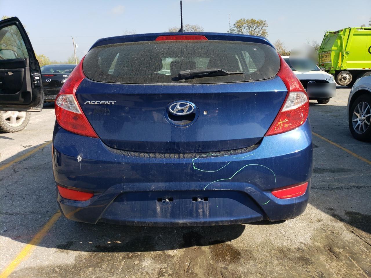 2017 HYUNDAI ACCENT SE - Image 6