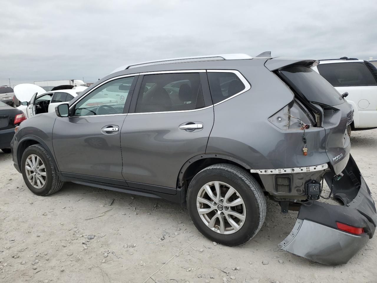 2018 NISSAN ROGUE S - Фото 2