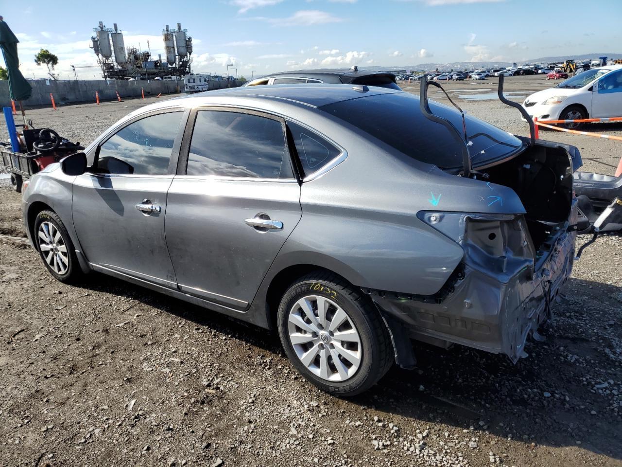 2017 NISSAN SENTRA S - Фото 2