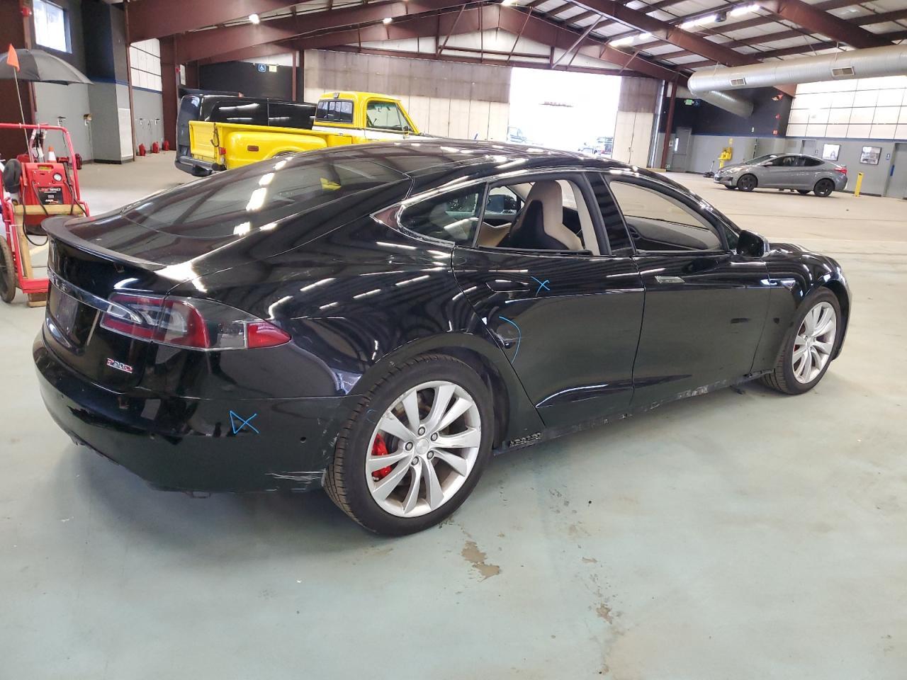 2015 TESLA MODEL S - Image 3