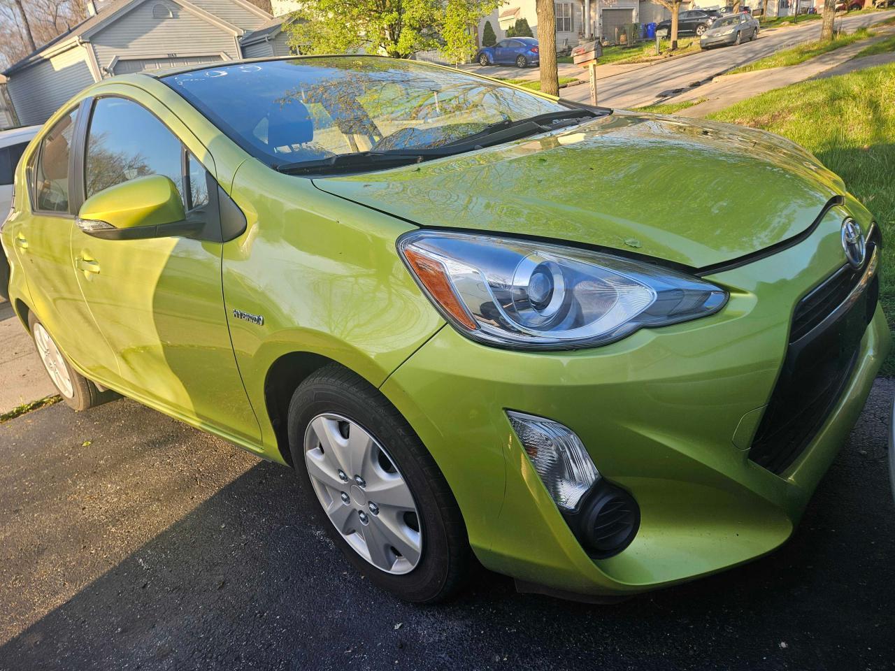 2015 TOYOTA PRIUS C car image