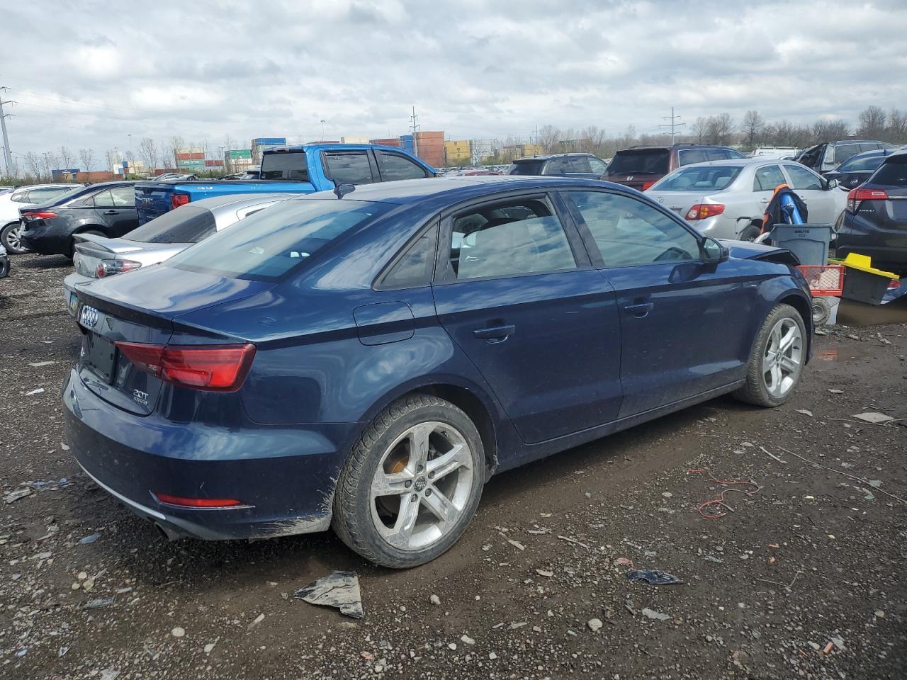 2017 AUDI A3 PREMIUM - Фото 3