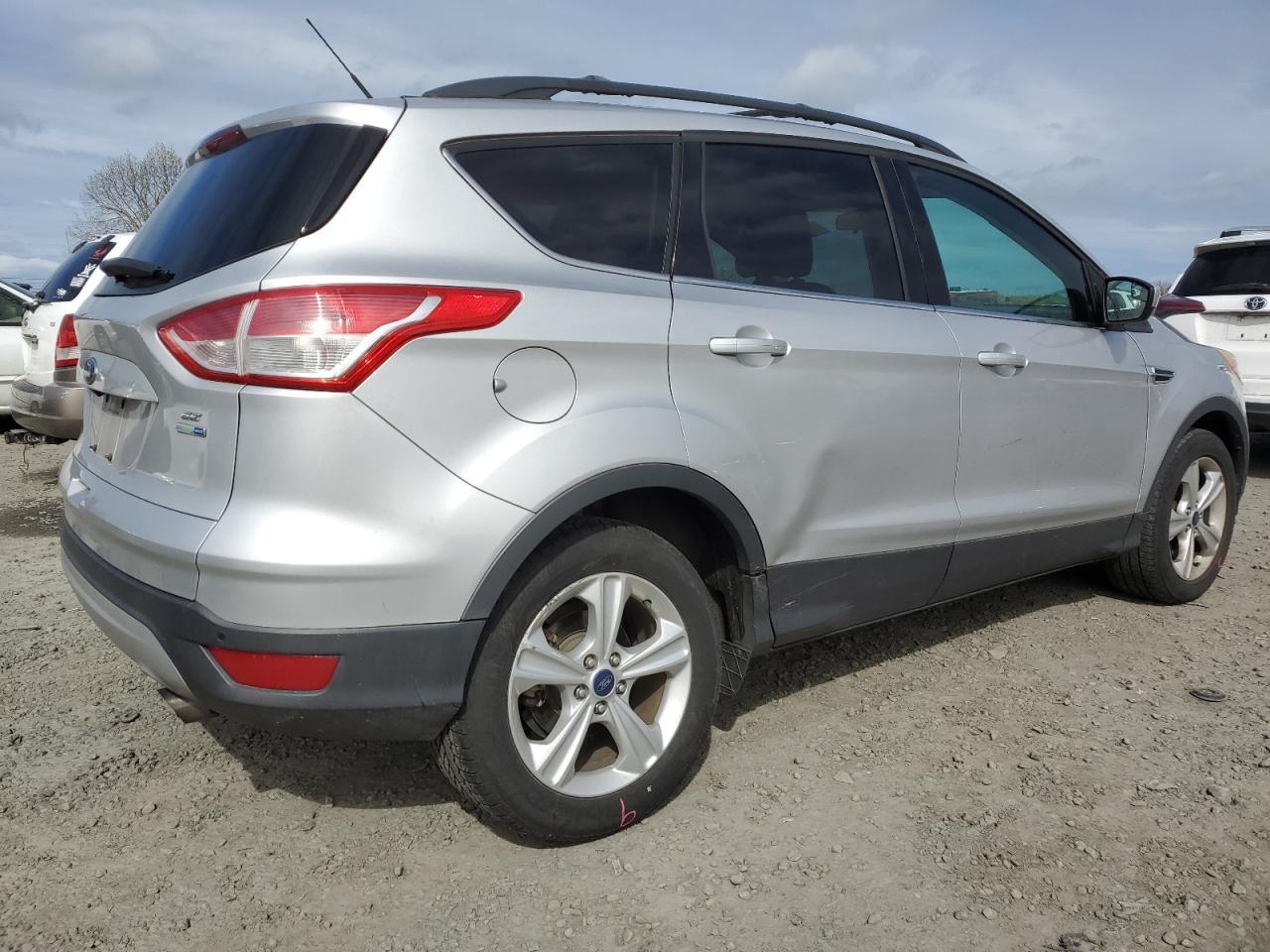 2014 FORD ESCAPE SE - Image 3