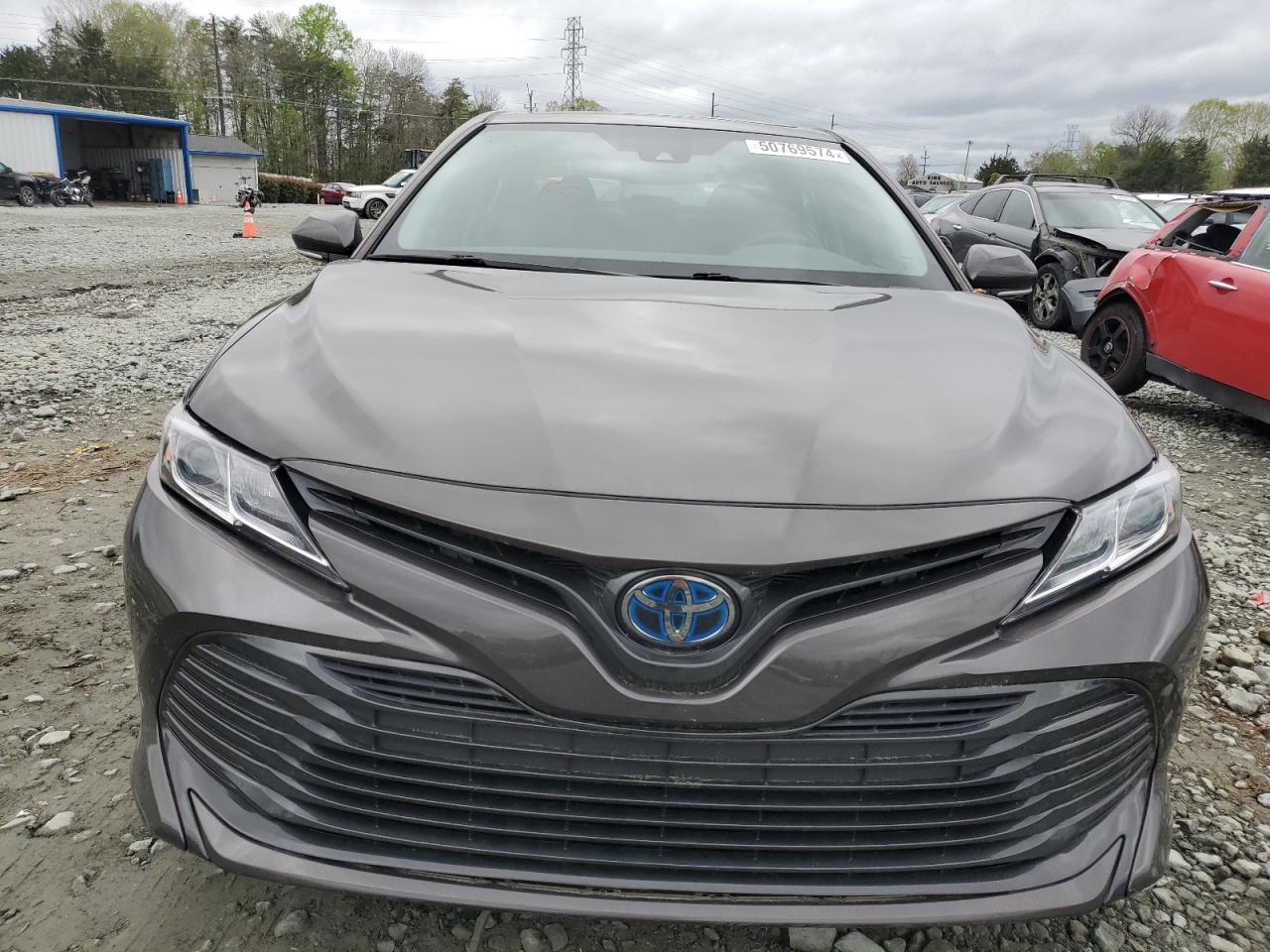 2019 TOYOTA CAMRY LE - Image 5
