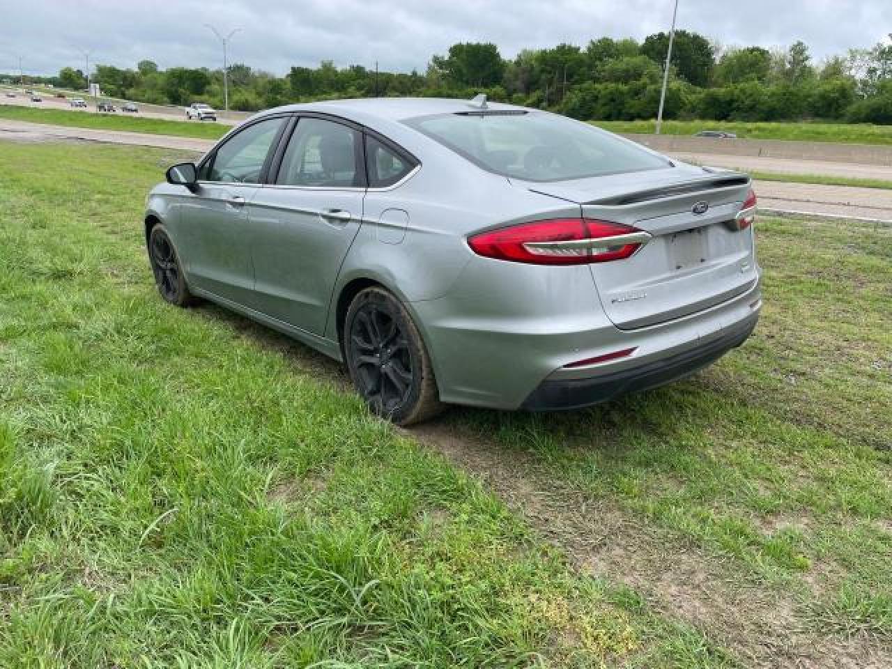 2020 FORD FUSION SE - Image 3