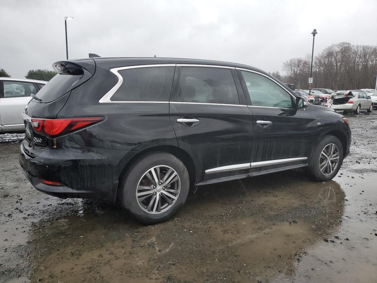 2019 INFINITI QX60 LUXE - Фото 3