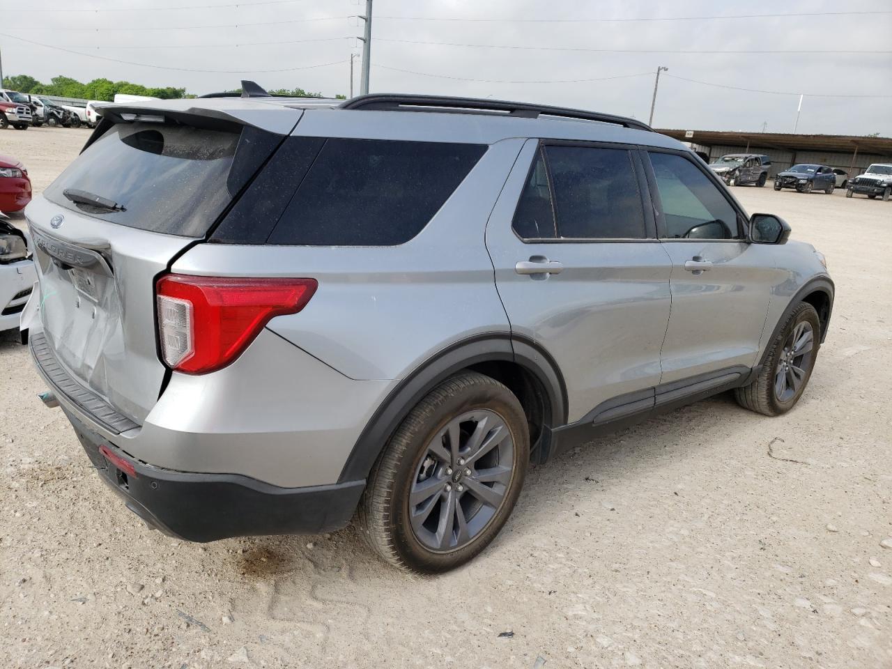 2023 FORD EXPLORER X - Фото 3
