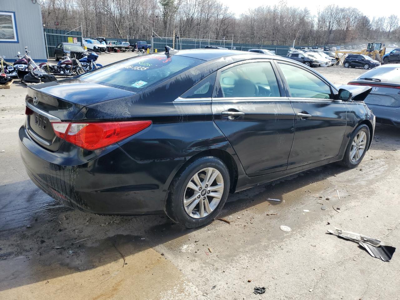2011 HYUNDAI SONATA GLS - Image 3