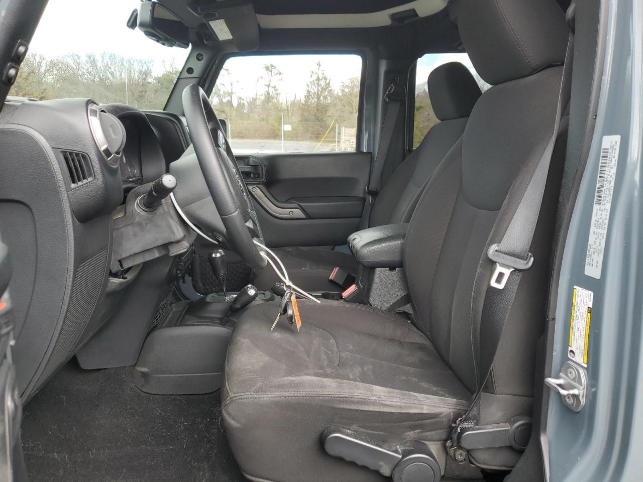 2015 JEEP WRANGLER U - Image 7