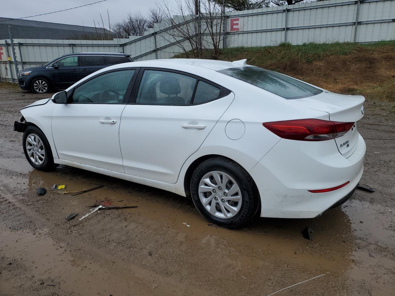 2017 HYUNDAI ELANTRA SE - Фото 2