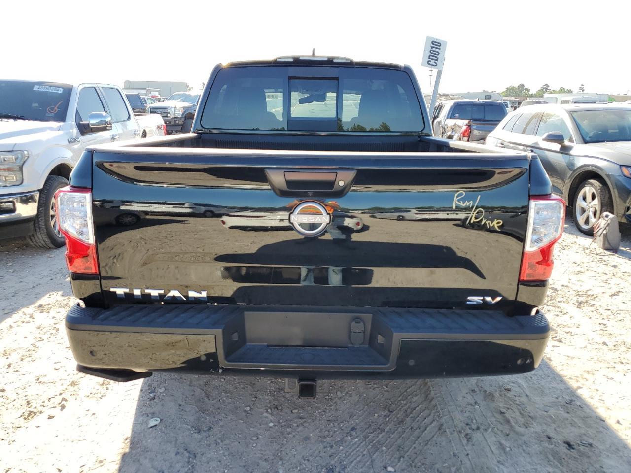 2023 NISSAN TITAN SV - Image 6