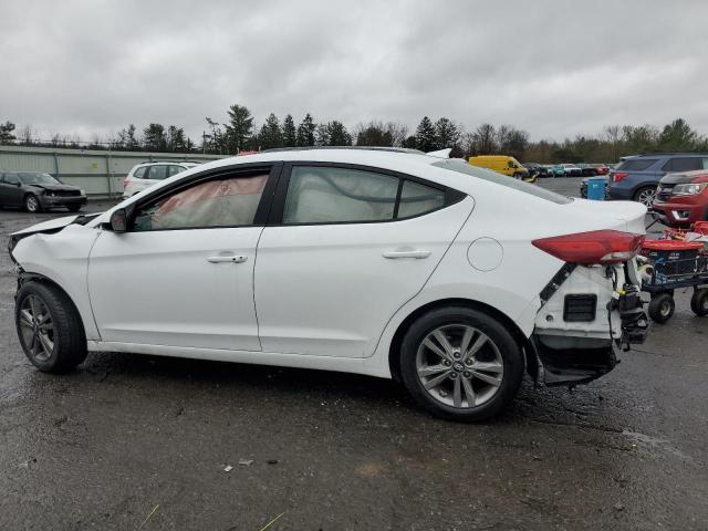 2017 Hyundai Elantra Se - Image 2