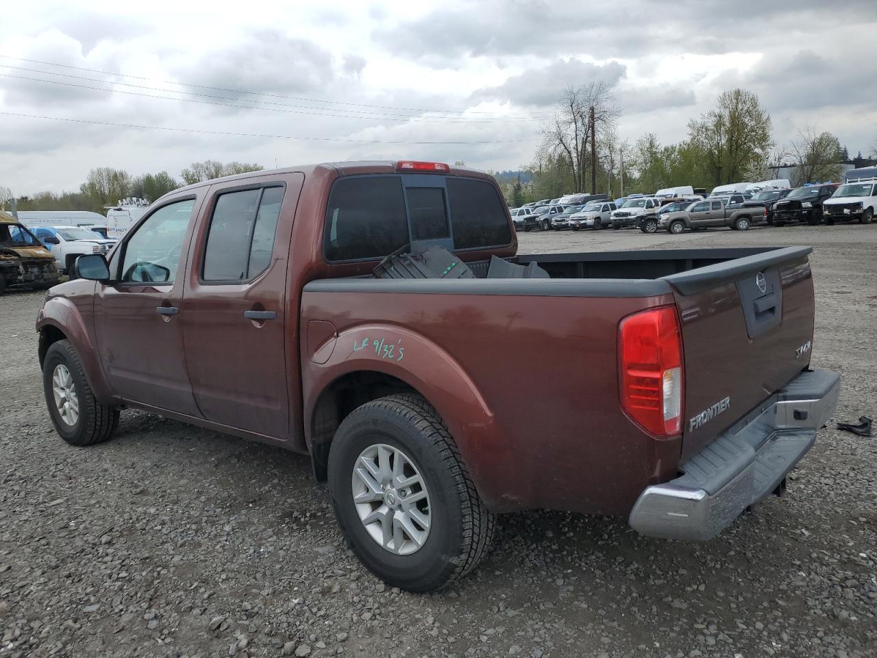 2016 NISSAN FRONTIER S - Фото 2