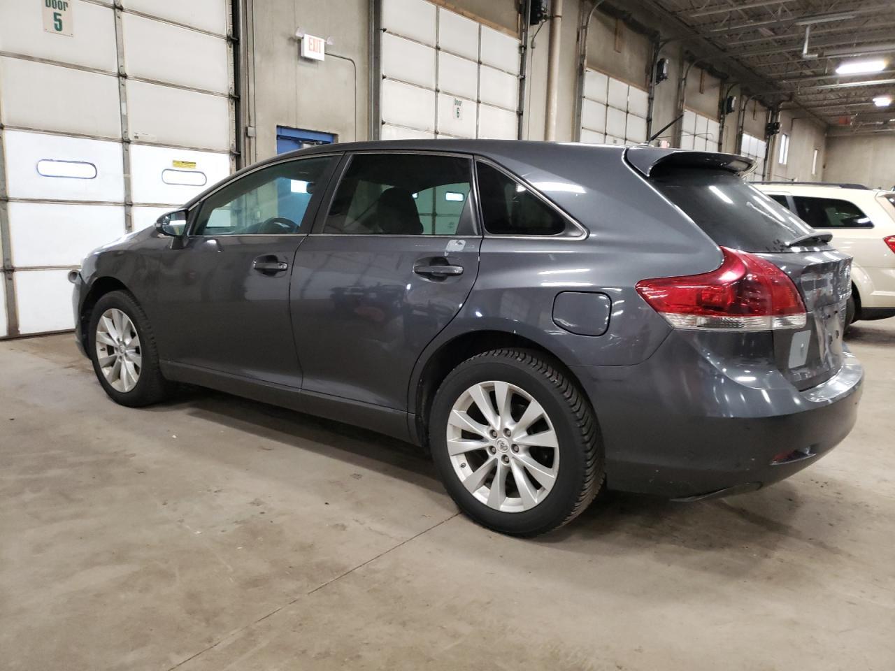 2013 TOYOTA VENZA LE - Image 2