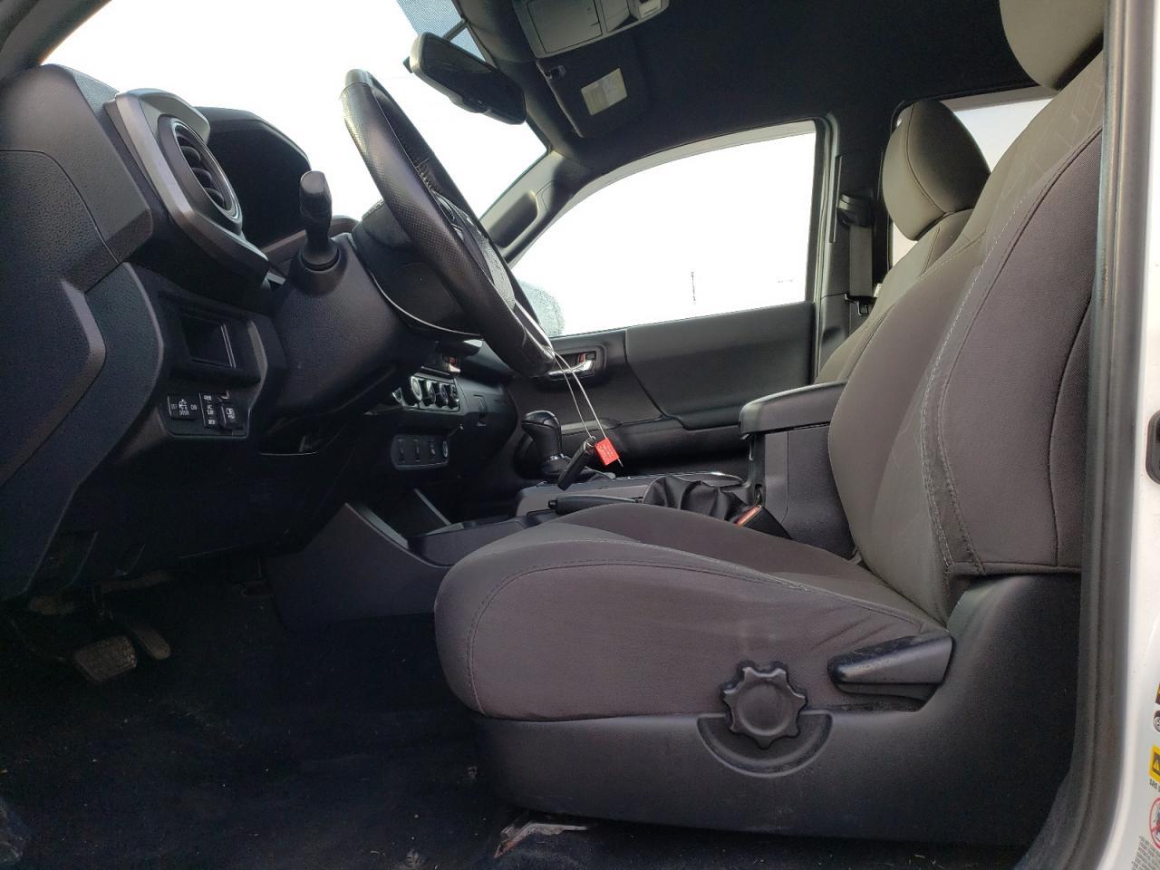 2017 TOYOTA TACOMA DOU - Фото 7