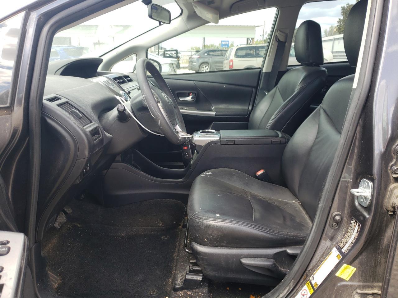 2017 TOYOTA PRIUS V - Фото 7