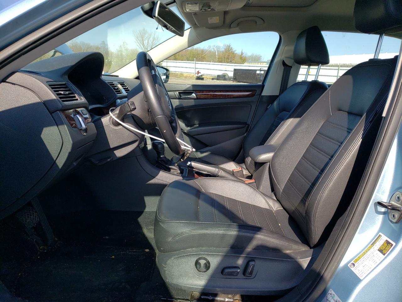 2013 VOLKSWAGEN PASSAT SEL - Фото 7