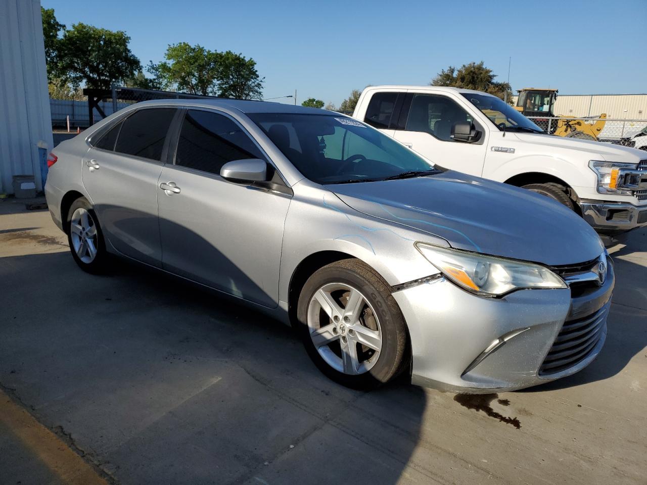 2015 TOYOTA CAMRY LE - Фото 4