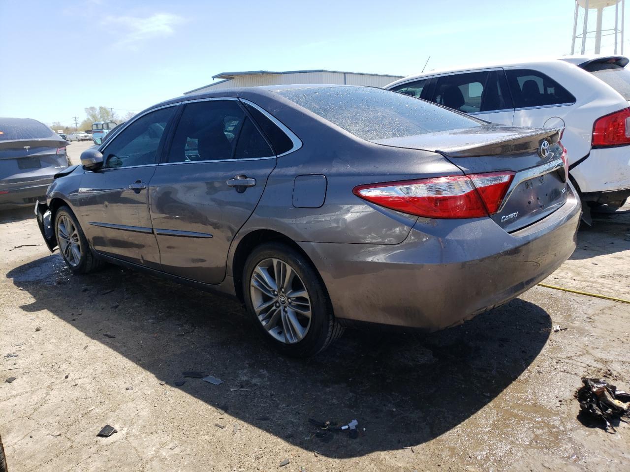 2016 TOYOTA CAMRY LE - Фото 2