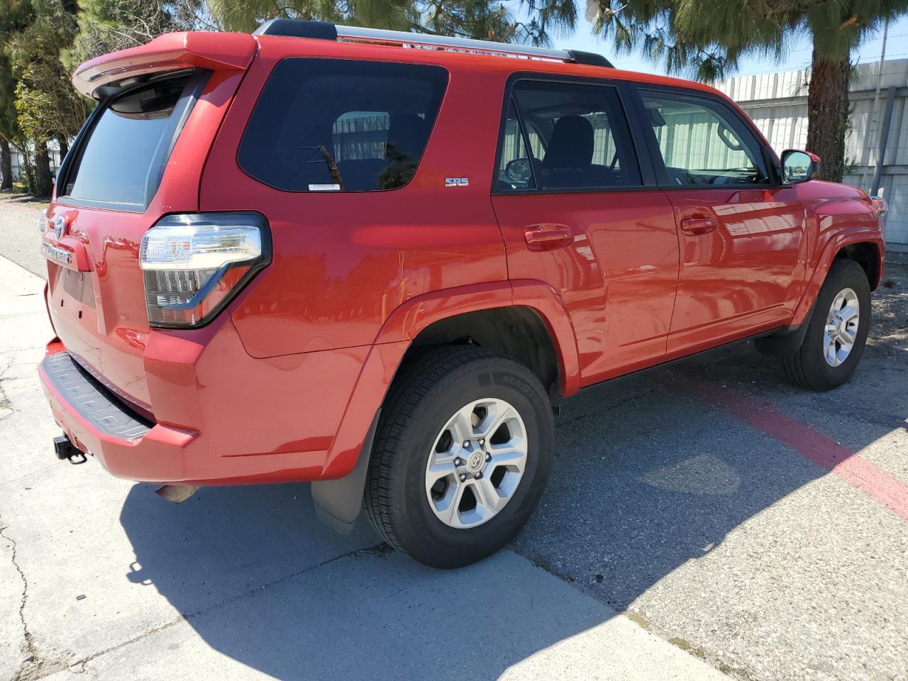 2022 TOYOTA 4RUNNER SR - Image 3