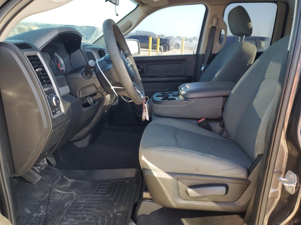 2018 RAM 1500 ST - Image 7
