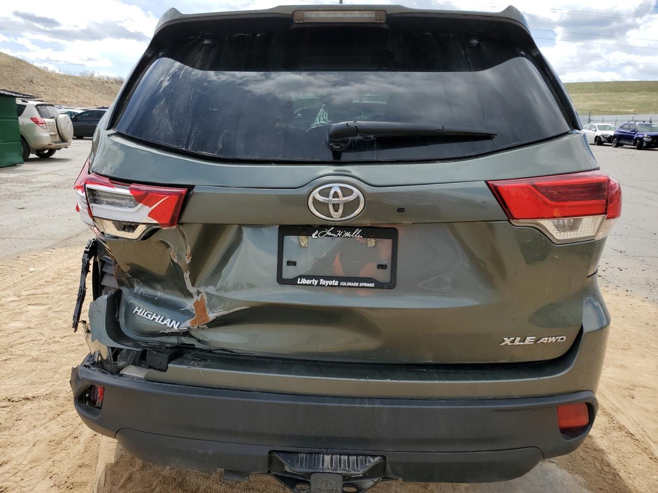 2018 TOYOTA HIGHLANDER - Image 6