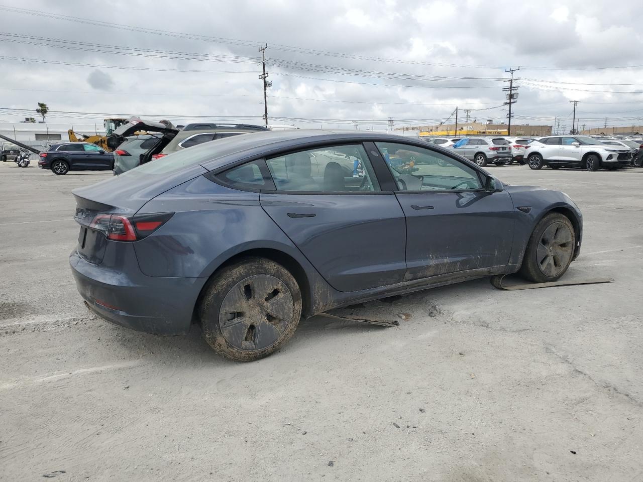 2023 TESLA MODEL 3 - Фото 3