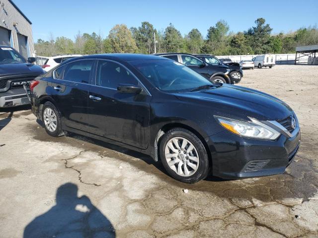 2016 Nissan Altima 2.5 - Image 4