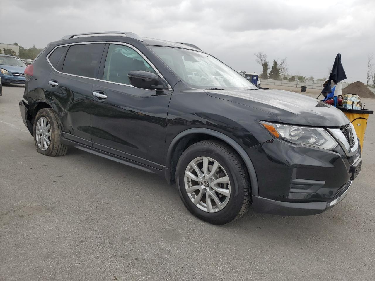 2018 NISSAN ROGUE S - Image 4
