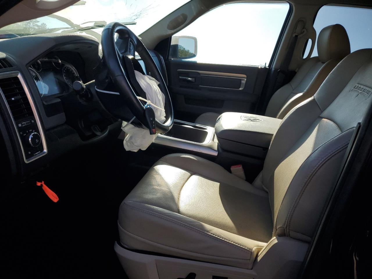 2017 RAM 1500 SLT - Image 7