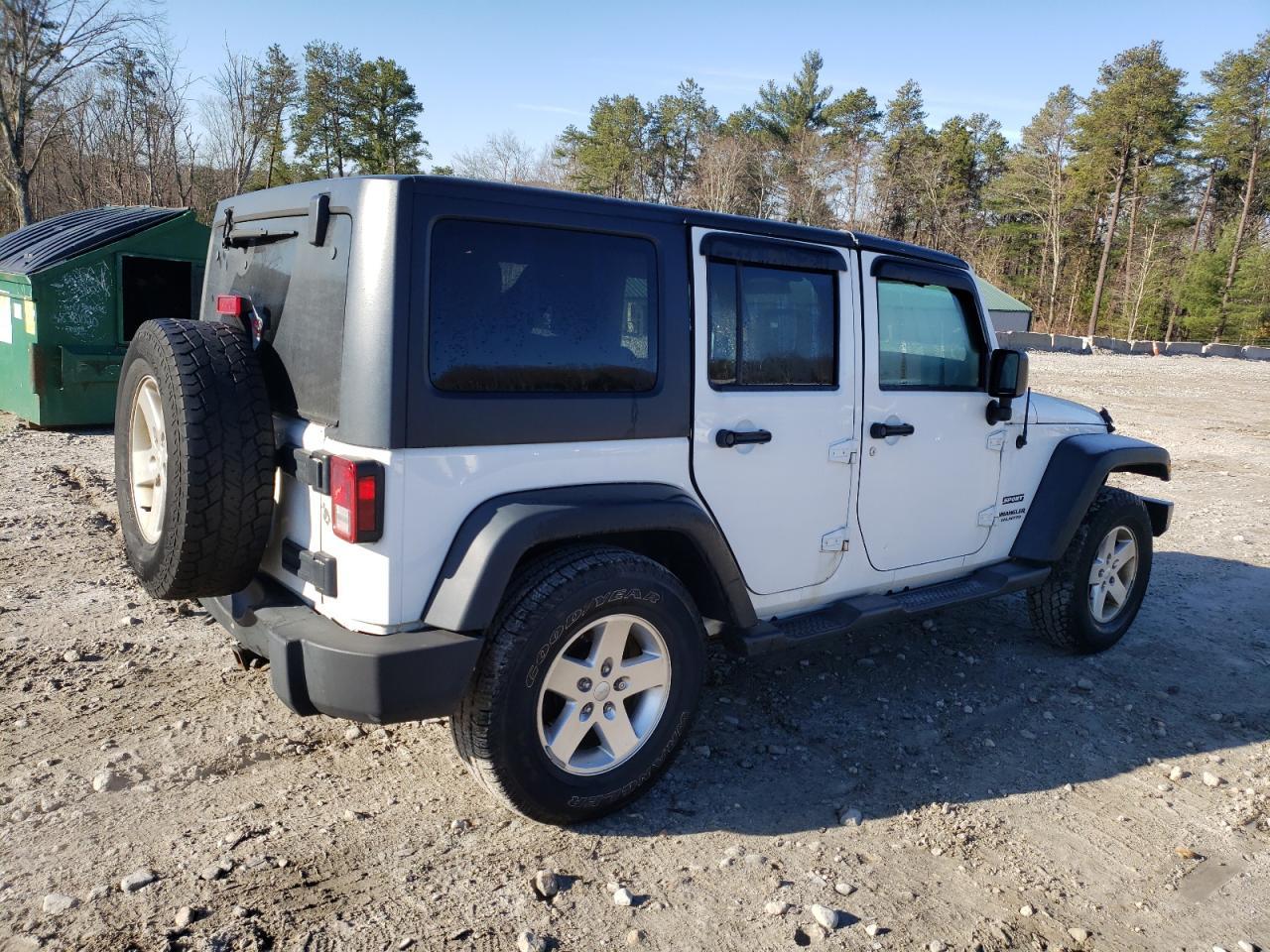 2014 JEEP WRANGLER U - Image 3