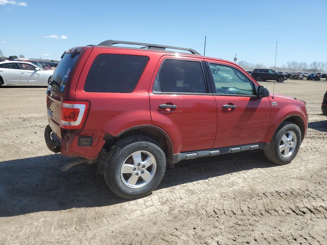2012 FORD ESCAPE XLT - Image 3