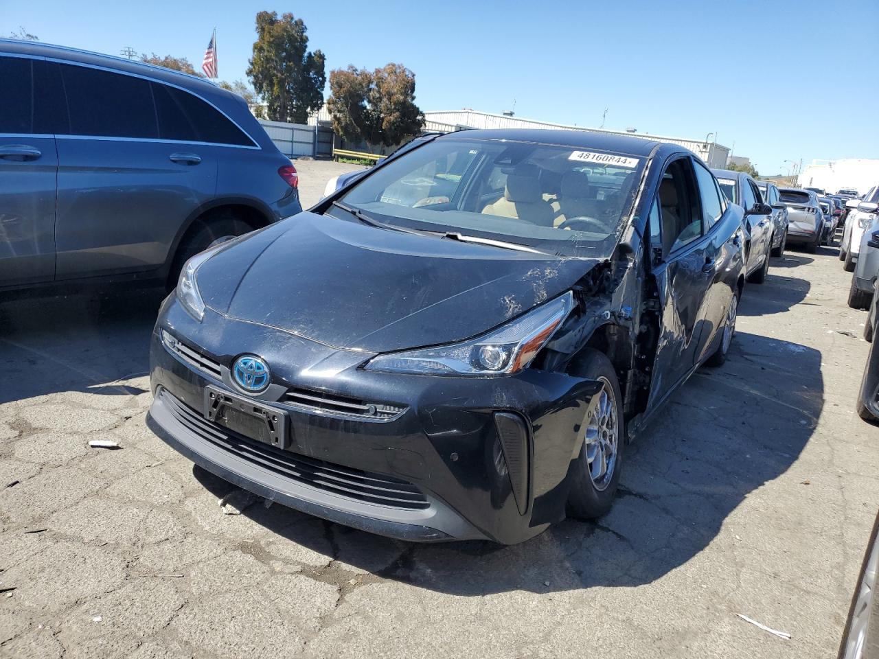 2019 TOYOTA PRIUS