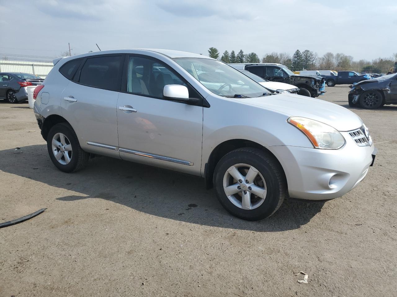 2013 NISSAN ROGUE S - Image 4