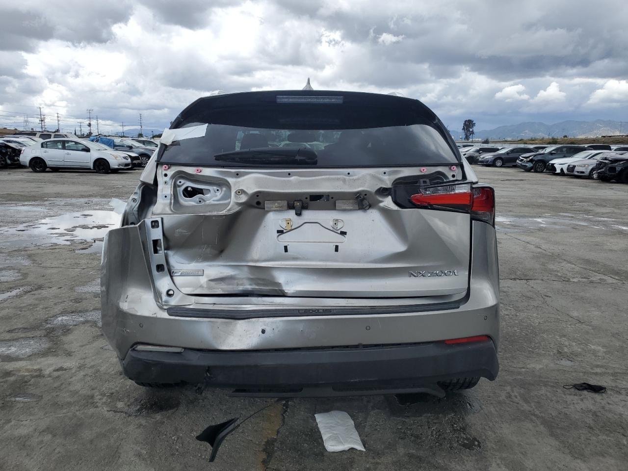 2017 LEXUS NX 200T BA - Фото 6