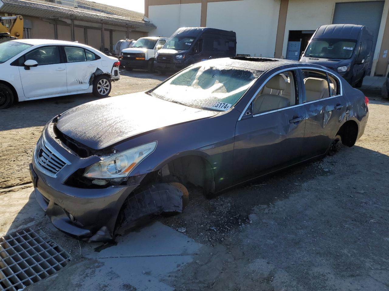 2011 INFINITI G37 BASE