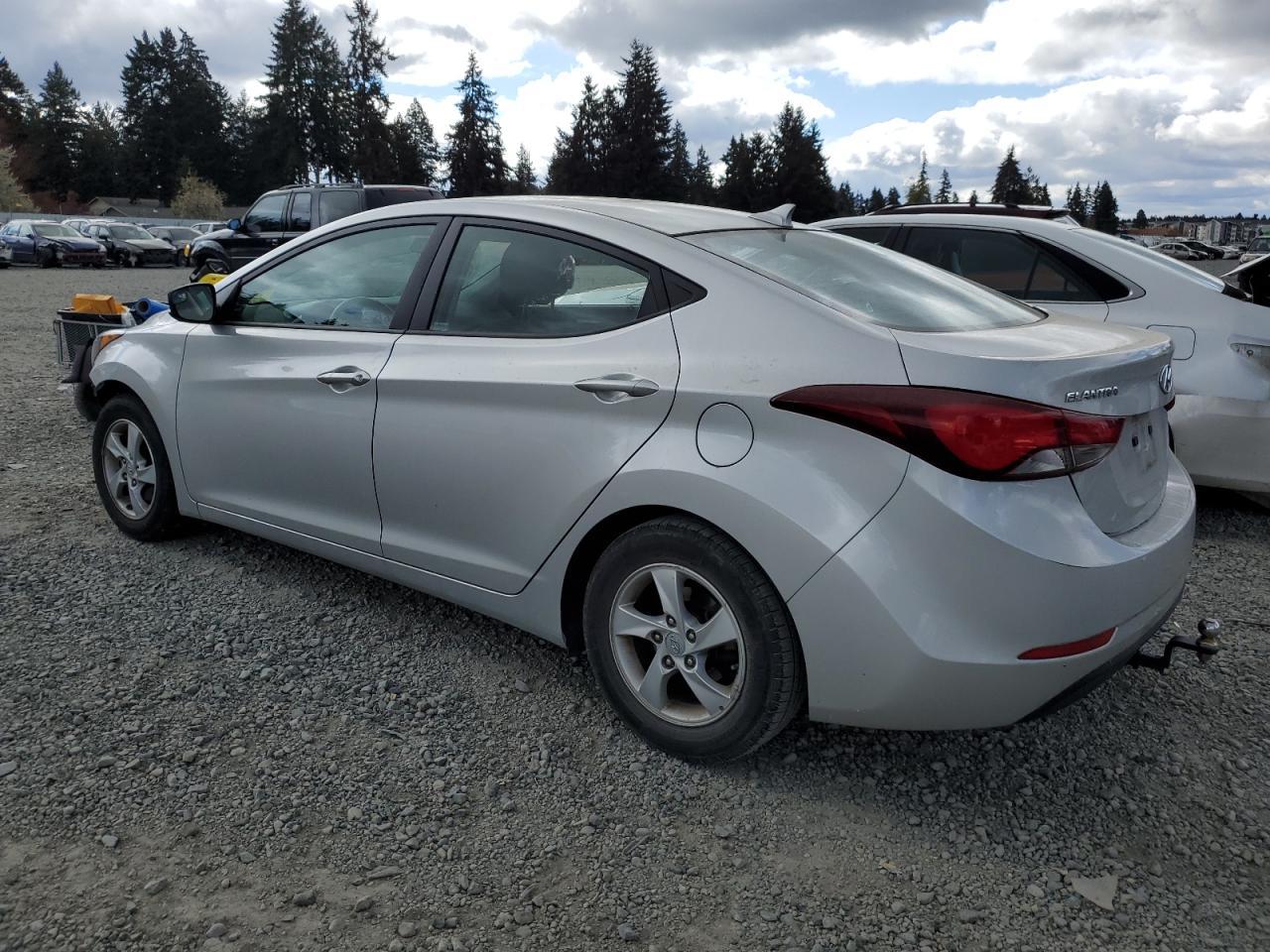 2015 HYUNDAI ELANTRA SE - Фото 2