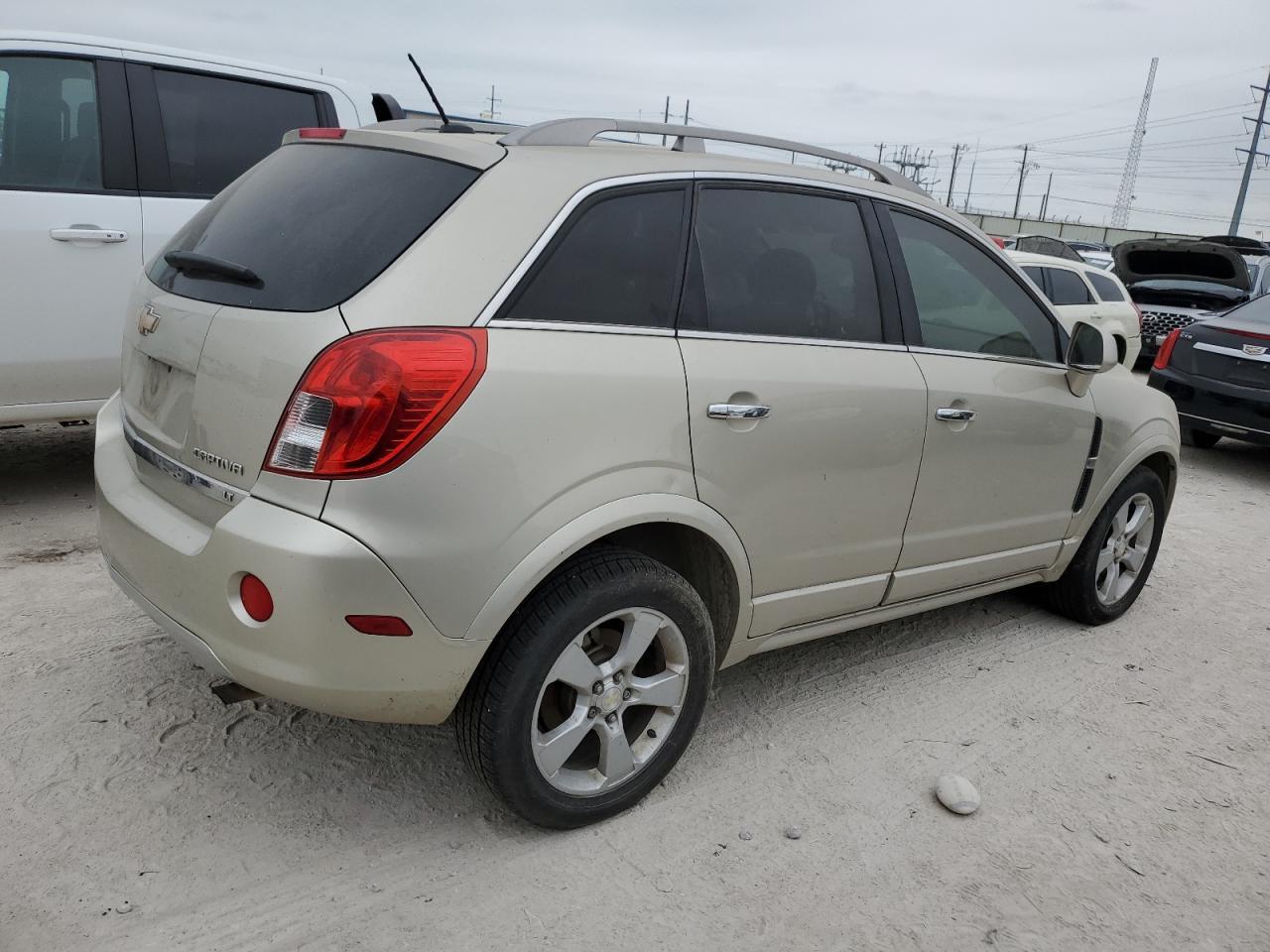 2014 CHEVROLET CAPTIVA LT - Фото 3