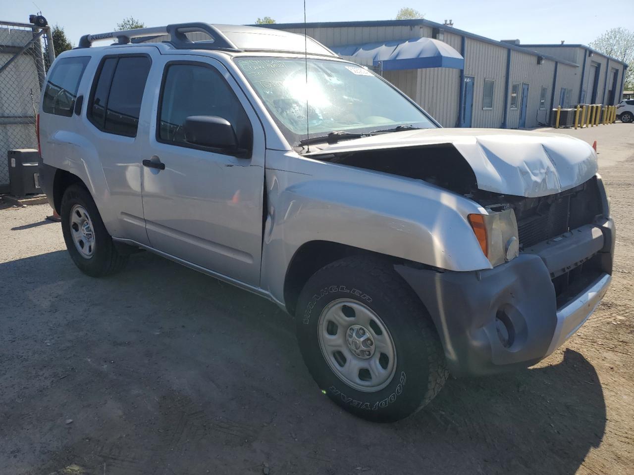 2015 NISSAN XTERRA X - Фото 4
