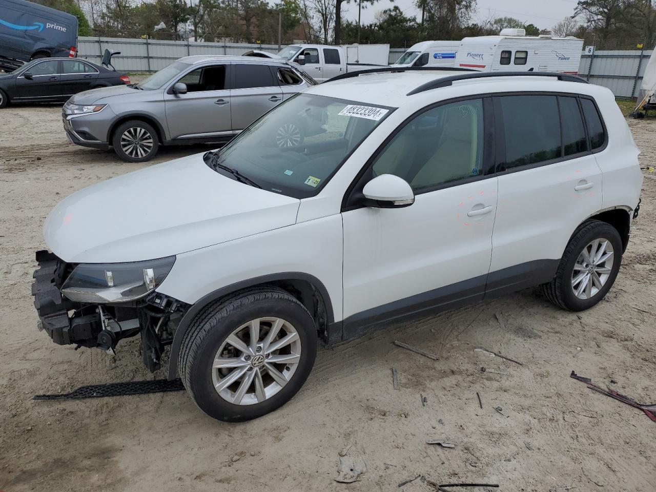 2015 VOLKSWAGEN TIGUAN S