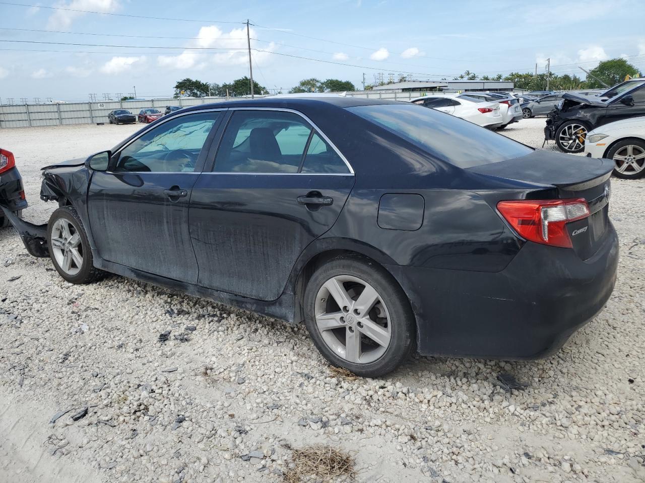 2013 TOYOTA CAMRY L - Image 2