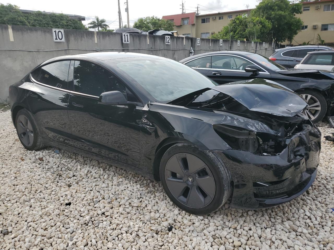 2022 TESLA MODEL 3 - Фото 4