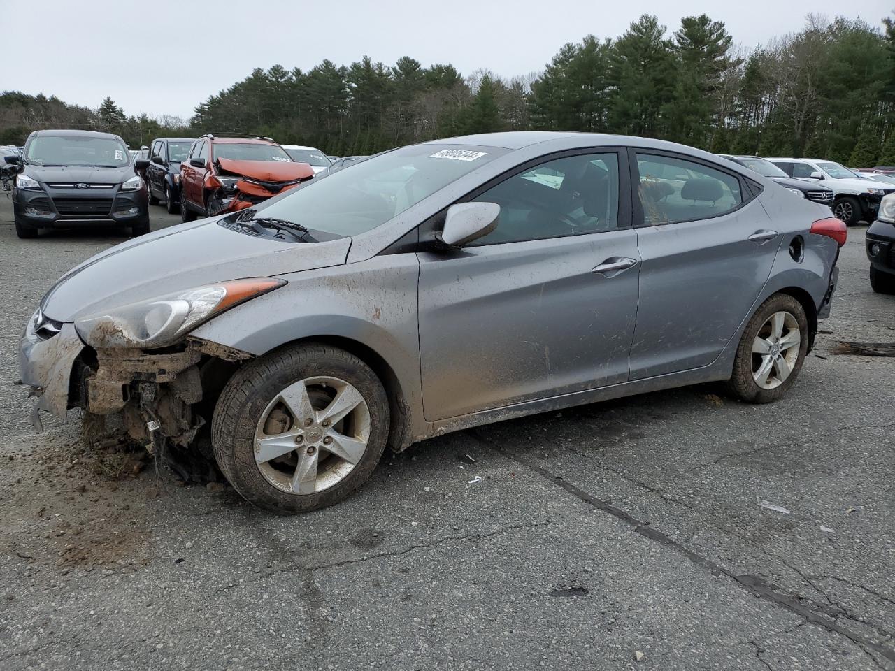 2013 HYUNDAI ELANTRA GL