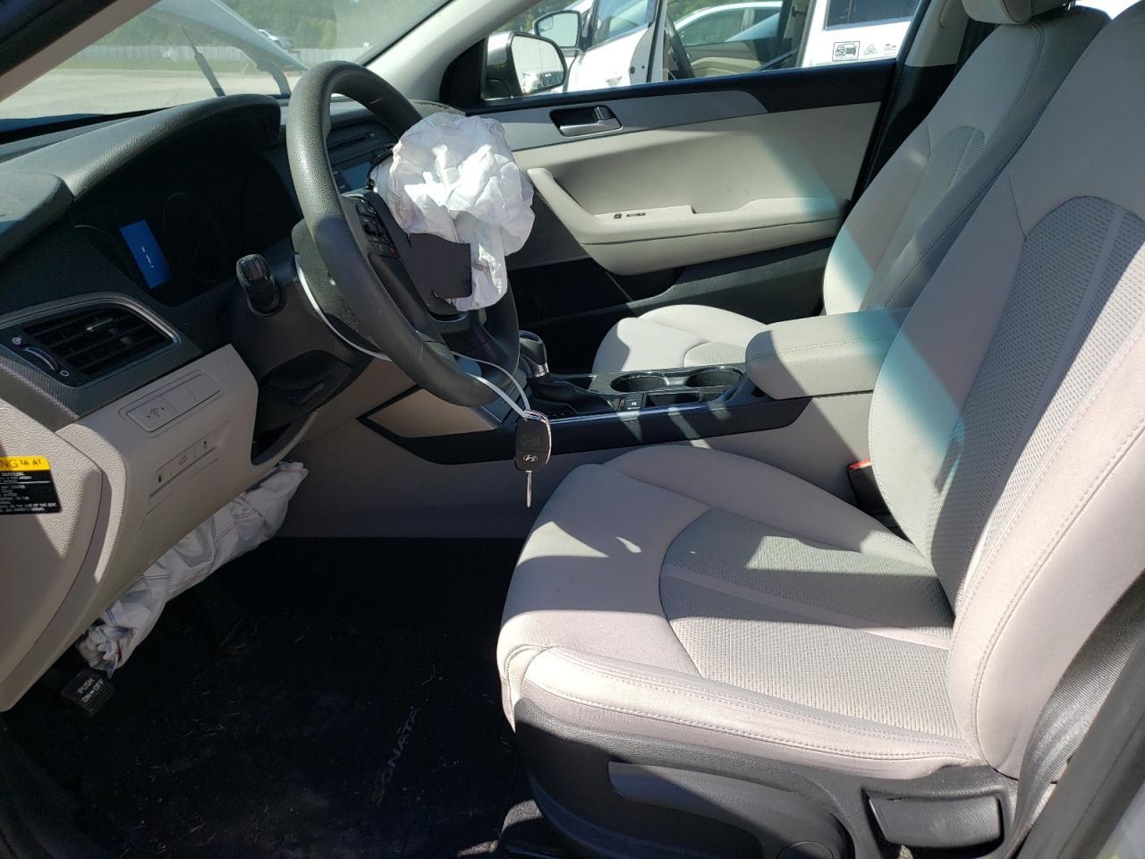 2017 HYUNDAI SONATA SE - Фото 7