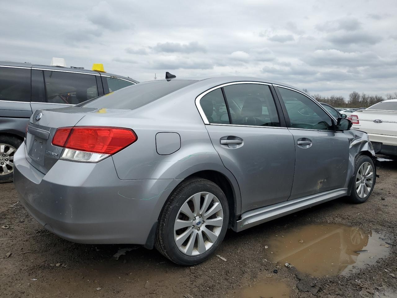 2011 SUBARU LEGACY 2.5 - Image 3