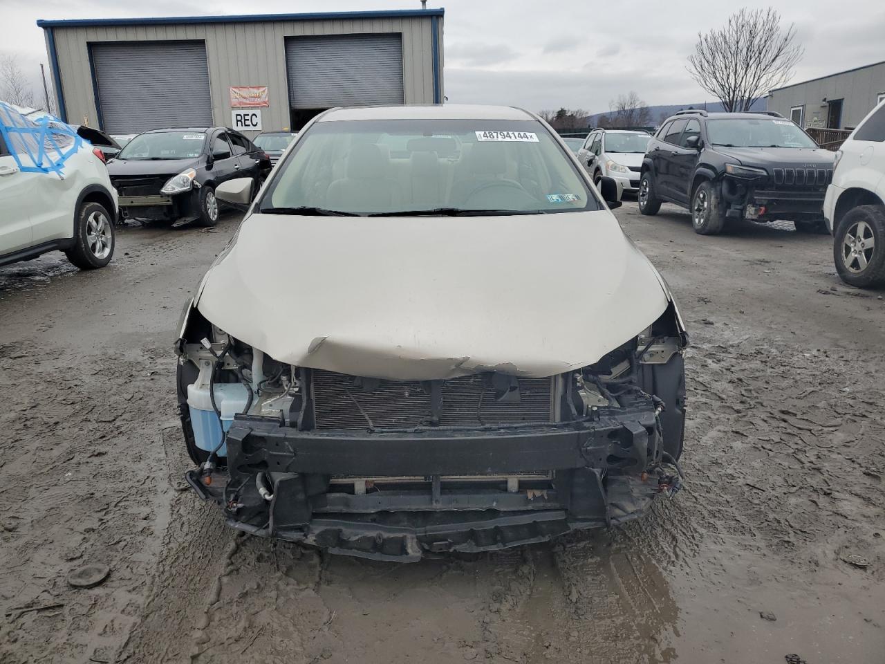 2017 TOYOTA CAMRY LE - Image 5