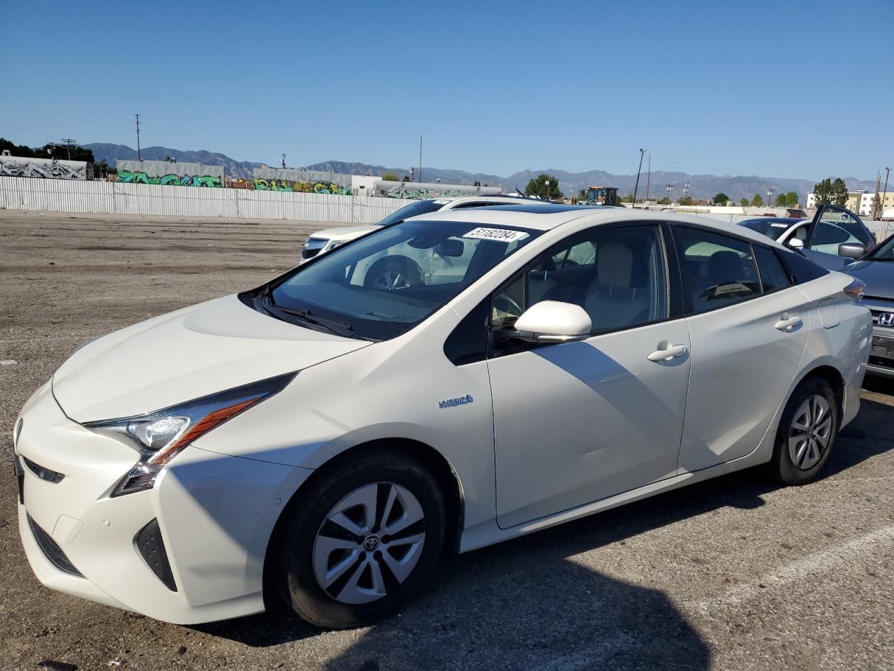 2016 TOYOTA PRIUS